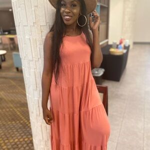 Maxi dress coral color